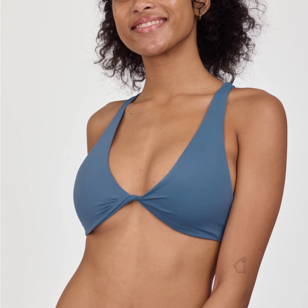 NWT Jolyn Beverly Bikini Top